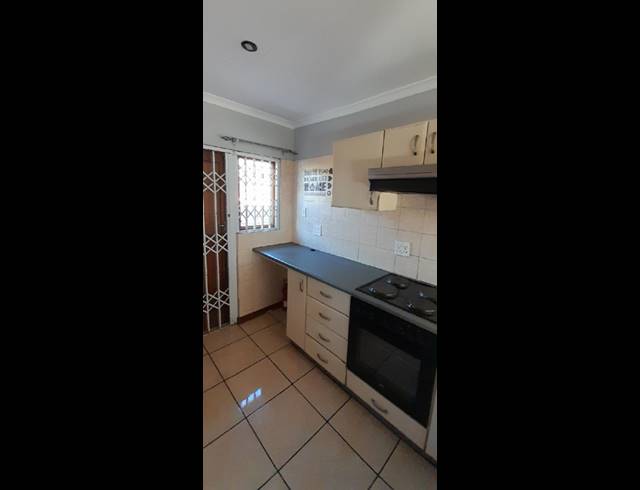 2 BEDROOM SIMPLEX RENTED IN ARBORETUM